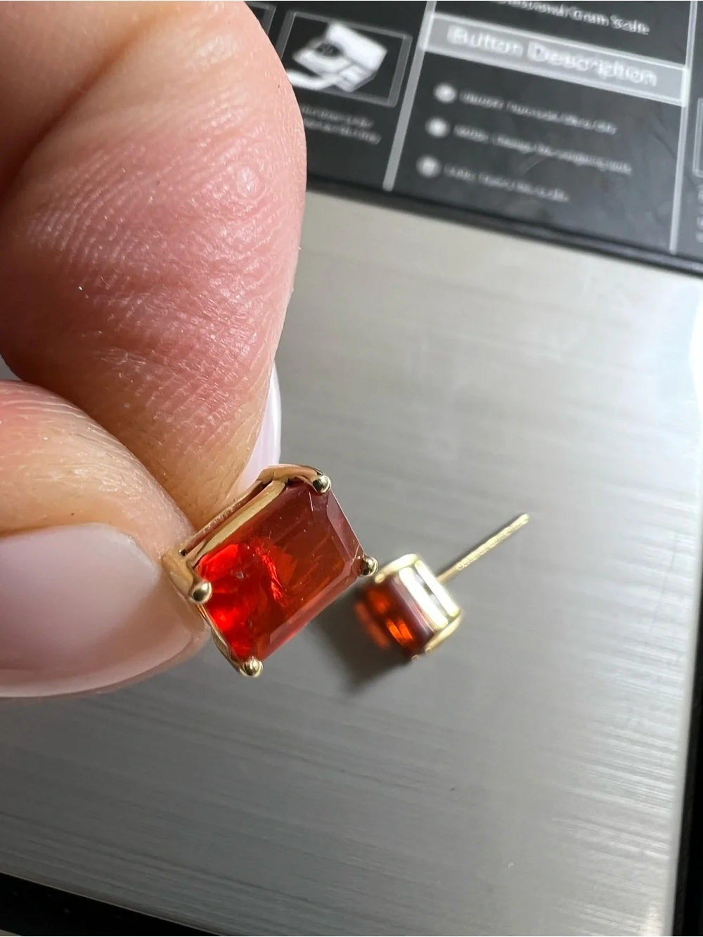 Vintage 14k Gold Orange Rectangular Stud Earrings